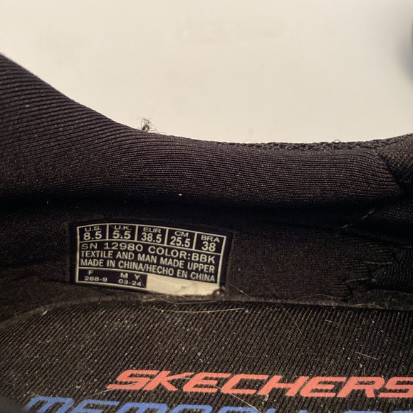Skechers Black Memory Foam Lightweight Slip On Sneakers Size 8.5 - Picture 6 of 7